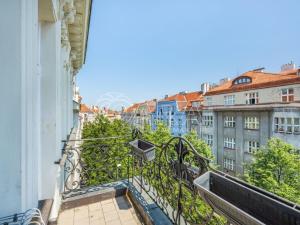 Prodej bytu 6+kk a větší, Praha - Dejvice, Bubenečská, 256 m2