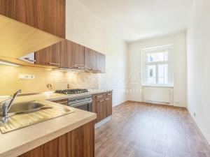 Prodej bytu 6+kk a větší, Praha - Dejvice, Bubenečská, 256 m2