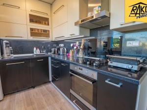Prodej bytu 3+1, Trutnov, Za Komínem, 73 m2