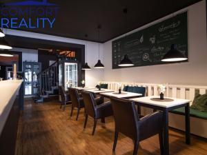 Pronájem restaurace, Ostrava - Moravská Ostrava, Masarykovo náměstí, 300 m2