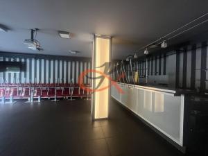 Pronájem restaurace, Rožnov pod Radhoštěm, Partyzánská, 200 m2