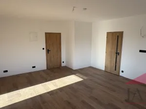 Prodej bytu 2+kk, Dlouhá Ves, 48 m2