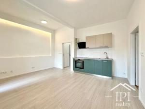 Prodej bytu 2+kk, Praha - Libeň, Na Rokytce, 60 m2