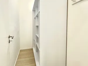 Prodej bytu 2+kk, Praha - Libeň, Na Rokytce, 60 m2