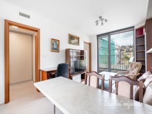 Pronájem bytu 1+kk, Praha - Košíře, Hlaváčkova, 38 m2