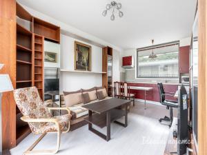 Pronájem bytu 1+kk, Praha - Košíře, Hlaváčkova, 38 m2
