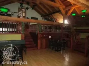 Dražba restaurace, Praha - Holešovice, Jankovcova, 1096 m2