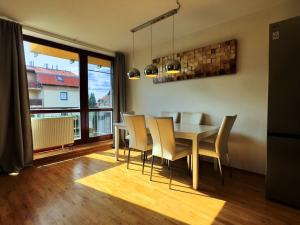 Pronájem bytu 4+kk, Jesenice, Lomená, 81 m2