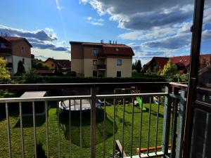 Pronájem bytu 4+kk, Jesenice, Lomená, 81 m2