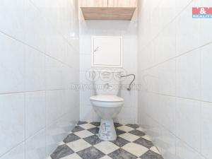 Prodej bytu 2+kk, Aš, Hlavní, 43 m2