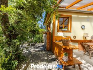 Prodej chaty, Davle - Sázava, 74 m2