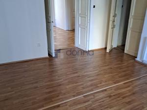 Pronájem bytu 2+1, Praha, V tůních, 92 m2