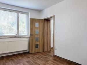 Pronájem bytu 3+1, Horní Jelení, Kolářského, 80 m2