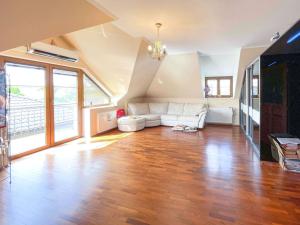 Prodej rodinného domu, Klínec, 298 m2