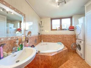 Prodej rodinného domu, Klínec, 298 m2
