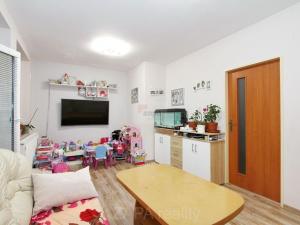 Prodej bytu 3+1, Hostivice, Za Zahradami, 76 m2