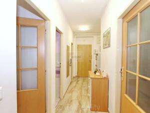 Prodej bytu 3+1, Hostivice, Za Zahradami, 76 m2