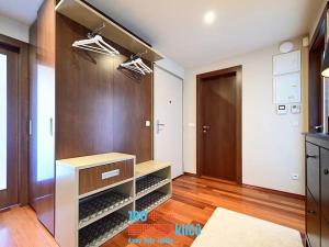 Pronájem bytu 3+kk, Praha - Vysočany, Paříkova, 100 m2