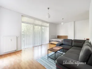 Pronájem bytu 1+kk, Praha - Horní Počernice, Běchorská, 48 m2