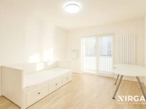 Pronájem bytu 3+kk, Praha - Libeň, Novovysočanská, 62 m2