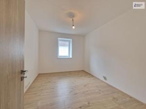 Prodej bytu 2+kk, Líšťany - Hunčice, 46 m2