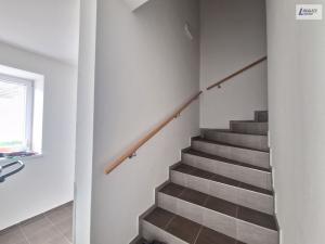 Prodej bytu 2+kk, Líšťany - Hunčice, 46 m2