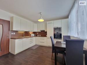 Prodej bytu 2+kk, Plzeň - Jižní Předměstí, Čermákova, 43 m2