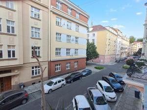 Prodej bytu 2+1, Karlovy Vary, Foersterova, 70 m2