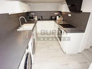Prodej rodinného domu, Střemy, 240 m2