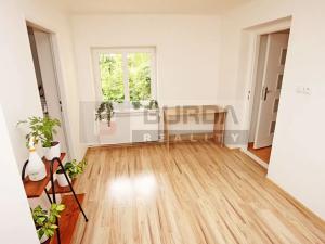 Prodej rodinného domu, Střemy, 240 m2