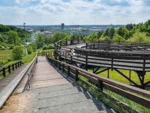 Prodej bytu 2+kk, Praha - Prosek, Čakovická, 55 m2
