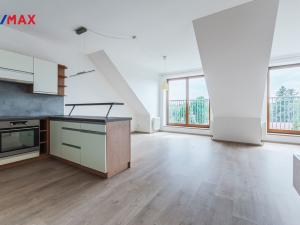 Pronájem bytu 2+kk, Praha - Dolní Chabry, U jízdárny, 82 m2
