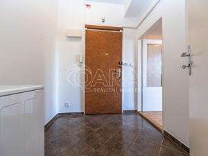Pronájem bytu 1+kk, Praha - Záběhlice, Púchovská, 29 m2