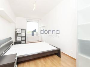 Pronájem bytu 2+kk, Praha, Pastevců, 55 m2