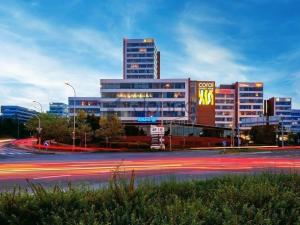 Pronájem kanceláře, Praha, Bucharova, 121 m2