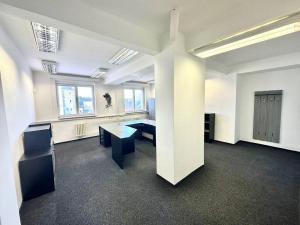 Pronájem kanceláře, Karviná, Masarykovo nám., 109 m2