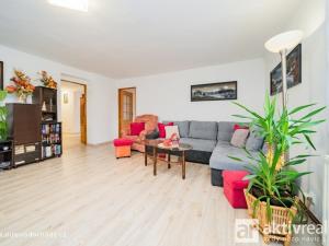 Prodej rodinného domu, Vodochody, 225 m2