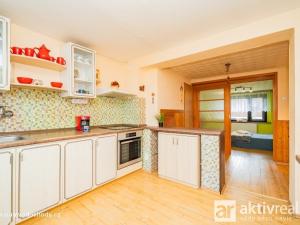 Prodej rodinného domu, Vodochody, 225 m2