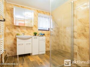 Prodej rodinného domu, Vodochody, 225 m2