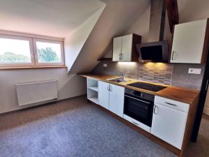 Pronájem bytu 2+kk, Sušice - Sušice II, Hrádecká, 49 m2