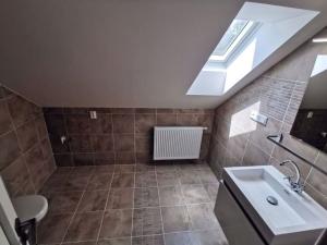Pronájem bytu 2+kk, Sušice - Sušice II, Hrádecká, 52 m2