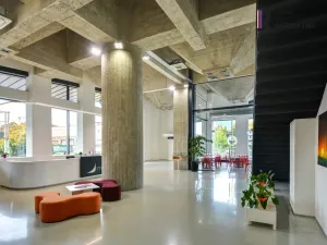 Pronájem kanceláře, Zlín - Prštné, třída Tomáše Bati, 33 m2