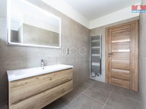 Prodej rodinného domu, Žižice - Osluchov, 248 m2