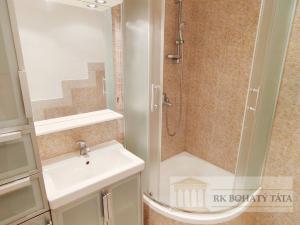 Pronájem bytu 3+1, Praha - Vokovice, Na Volánové, 78 m2