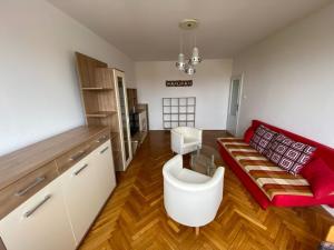 Pronájem bytu 1+1, České Budějovice - České Budějovice 6, Brožíkova, 38 m2