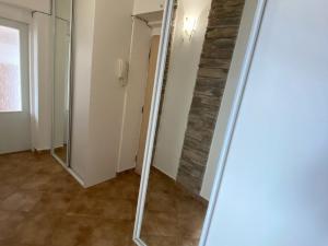 Pronájem bytu 1+1, České Budějovice - České Budějovice 6, Brožíkova, 38 m2