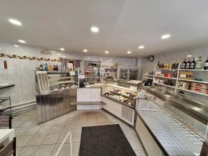 Pronájem obchodního prostoru, Praha - Vinohrady, Vinohradská, 126 m2