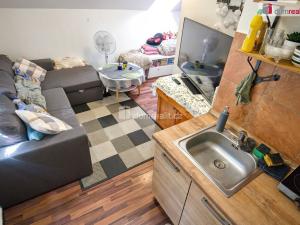 Pronájem bytu 1+kk, Neratovice - Mlékojedy, Hlavní, 16 m2