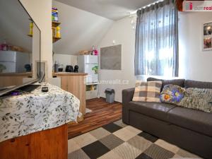 Pronájem bytu 1+kk, Neratovice - Mlékojedy, Hlavní, 16 m2