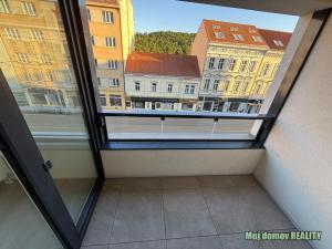 Pronájem bytu 2+kk, Praha - Smíchov, Plzeňská, 54 m2
